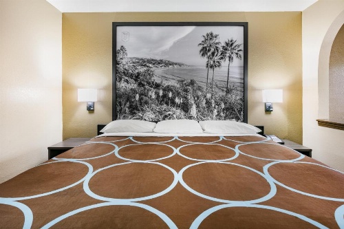 Super 8 by Wyndham Moss Point image 19