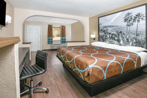 Super 8 by Wyndham Moss Point image 28