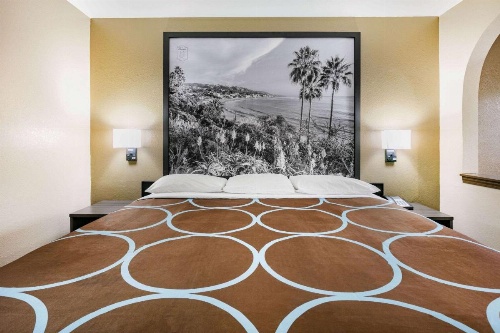 Super 8 by Wyndham Moss Point image 42