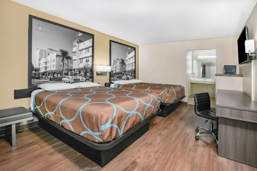 Super 8 by Wyndham Moss Point image 8